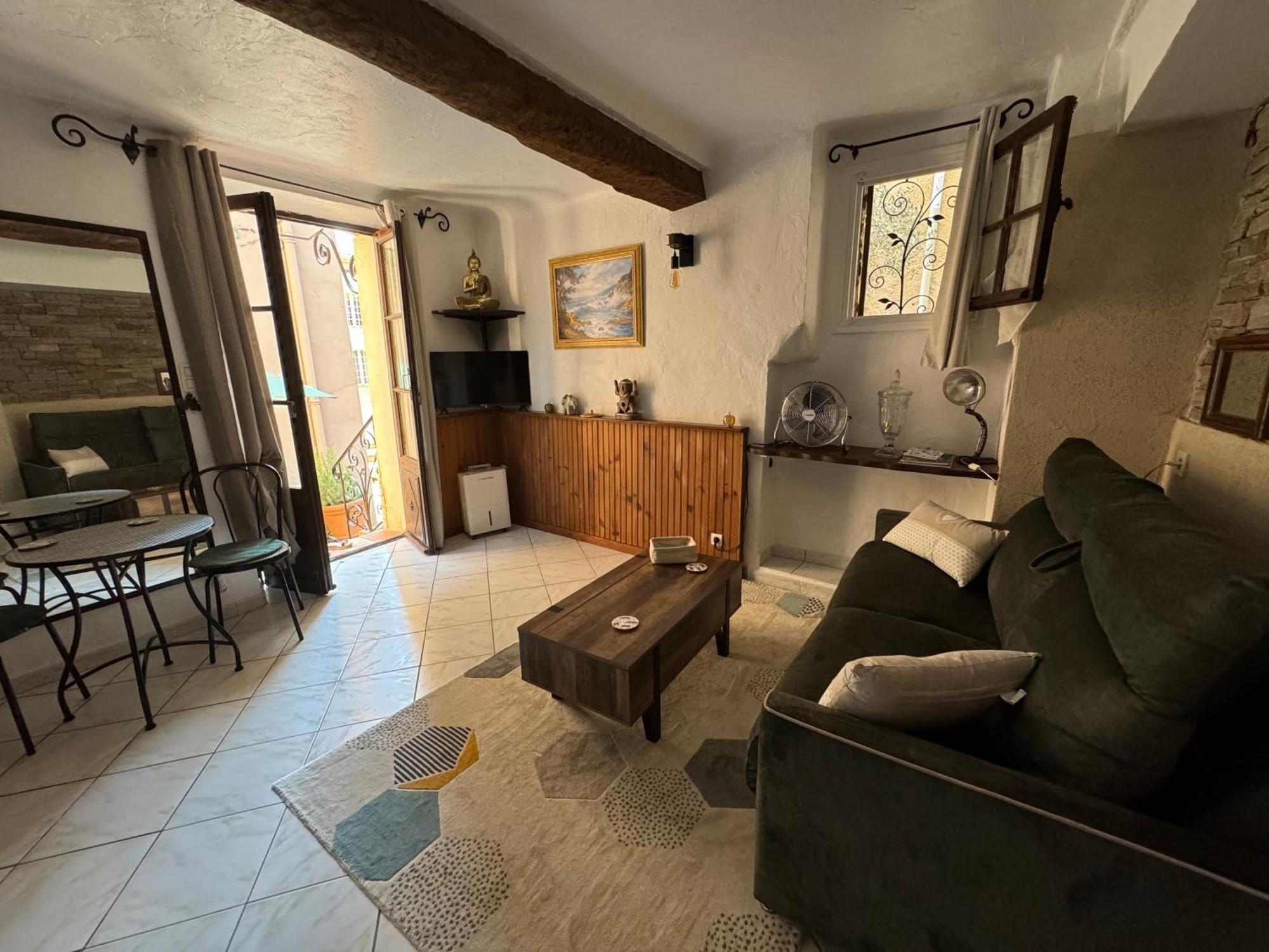 Chez Kay Apartment Roquebrune-sur-Argens Exterior photo